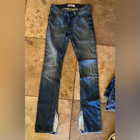 Free People Slit seam distressed blue jeans split seam bottom size 24 0 - Picture 8 of 8